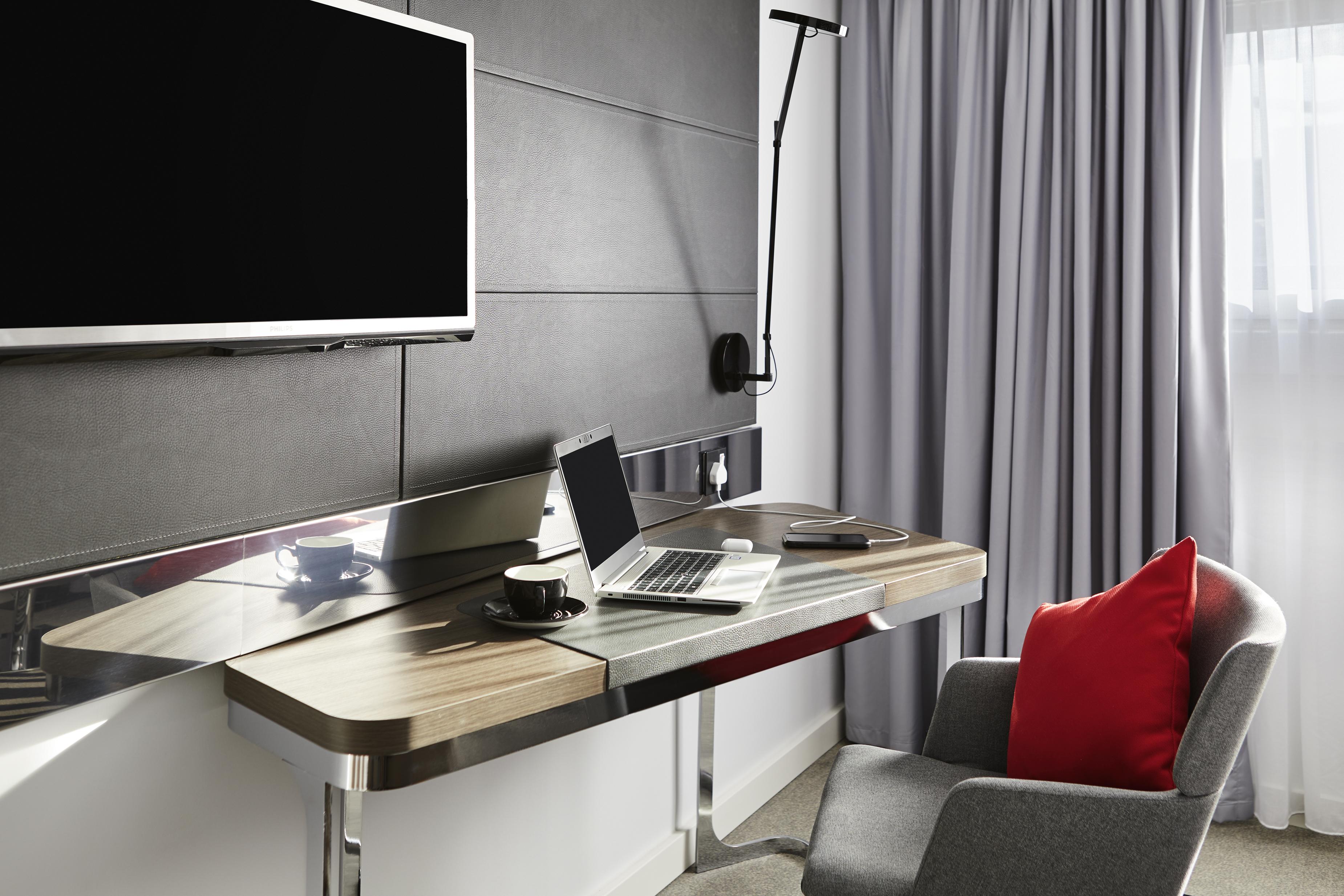 Отель Novotel Birmingham Airport Terminal Building - Nec Бикенхил