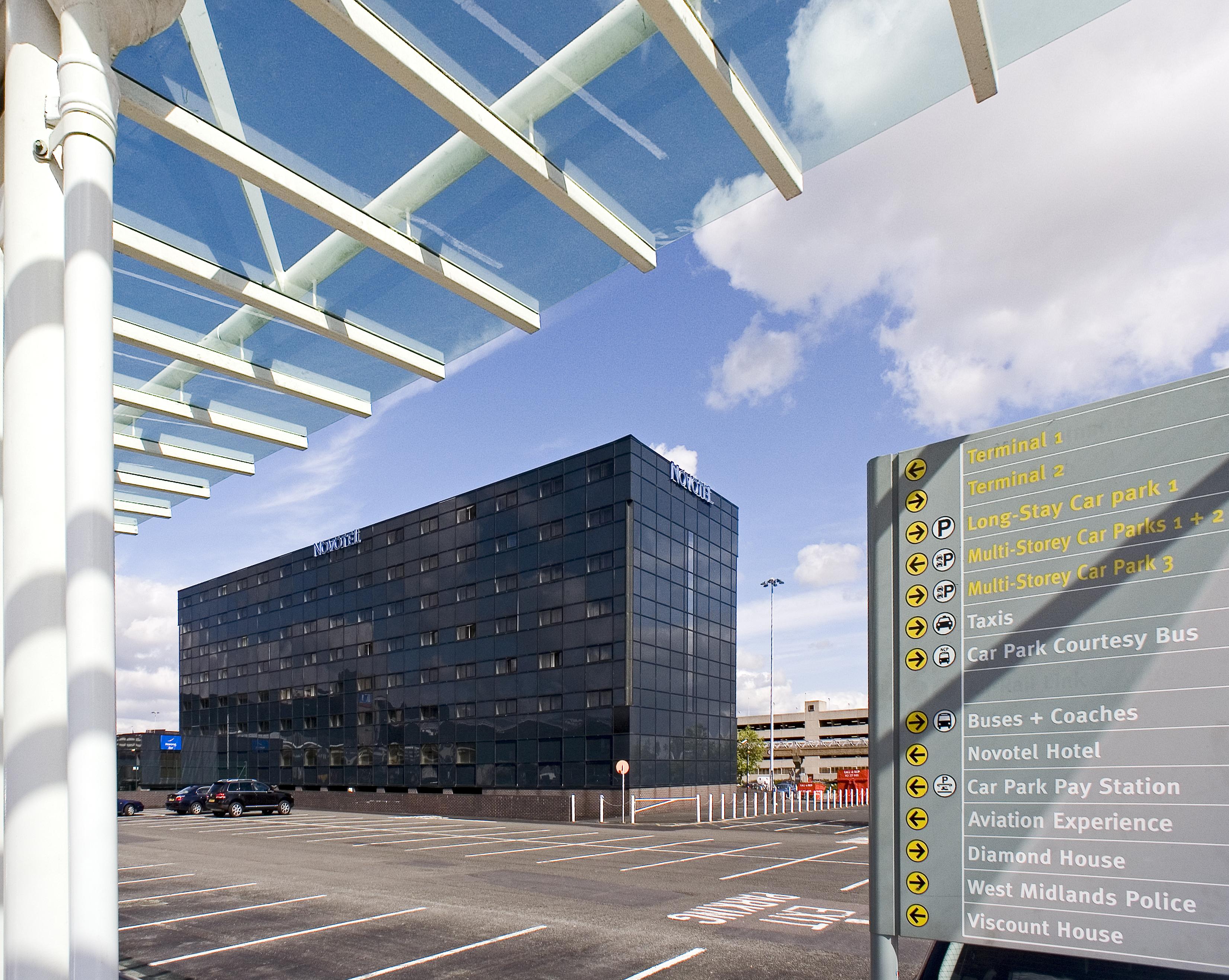 Novotel Birmingham Airport Terminal Building - Nec Бикенхил