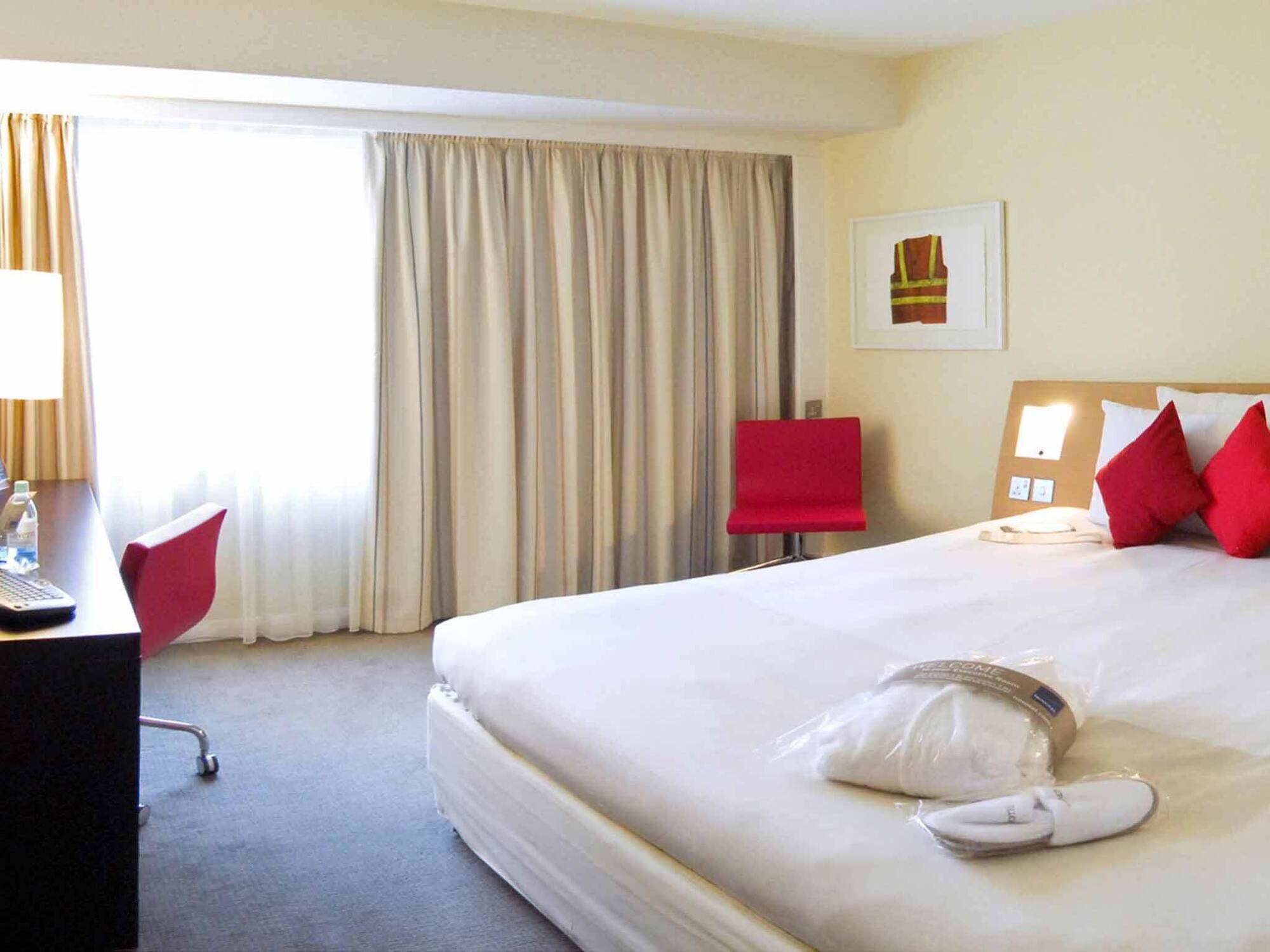 Novotel Birmingham Airport Terminal Building - Nec Бикенхил